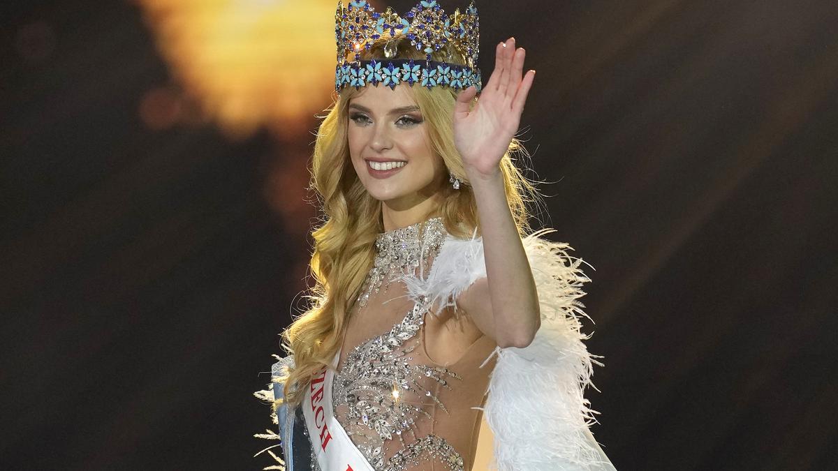 Krystyna Pyszkova Crowned Miss World